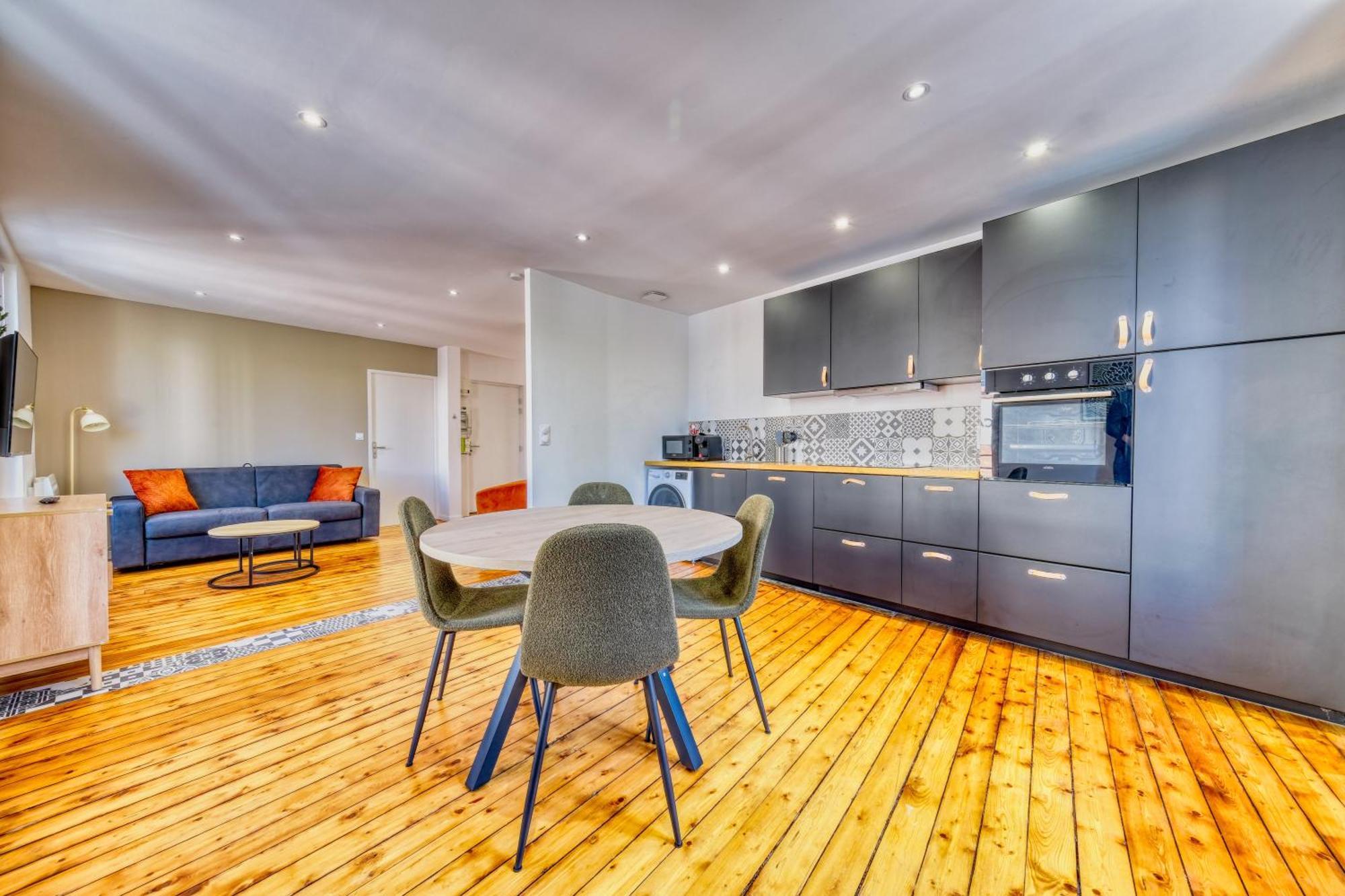Le Joyau Apartment แร็งส์ ภายนอก รูปภาพ